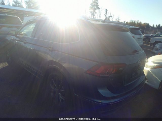 2022 VOLKSWAGEN TIGUAN 3VV2B7AX8NM101266 Photo 2