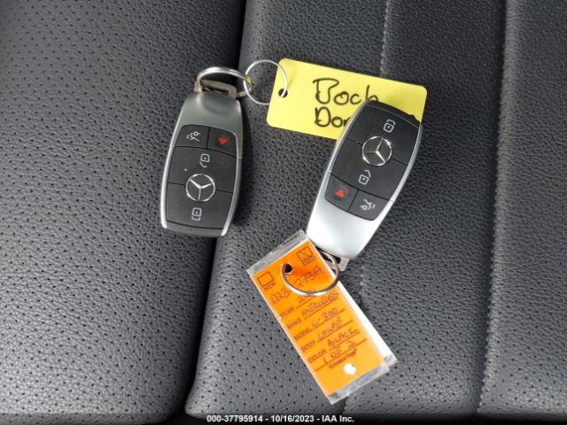 W1KWJ8EB2MG068447 Mercedes-Benz C-class C 300