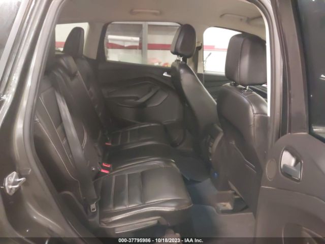 1FMCU9J92HUD53276 Ford Escape Titanium
