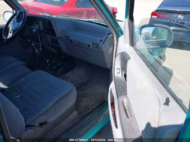 1994 FORD RANGER SUPER CAB VIN: 1FTCR14X3RPB67280