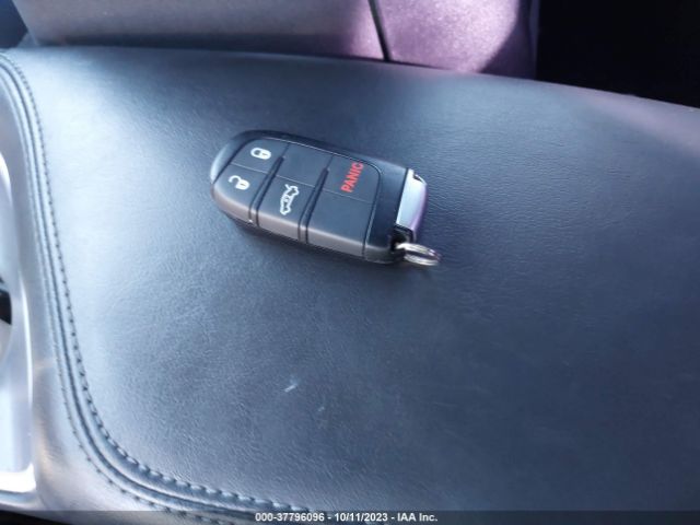 2C3CDZAG2KH669844 Dodge Challenger Sxt