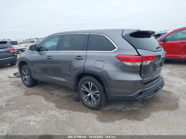 2017 TOYOTA HIGHLANDER LE VIN: 5TDZZRFH2HS219615