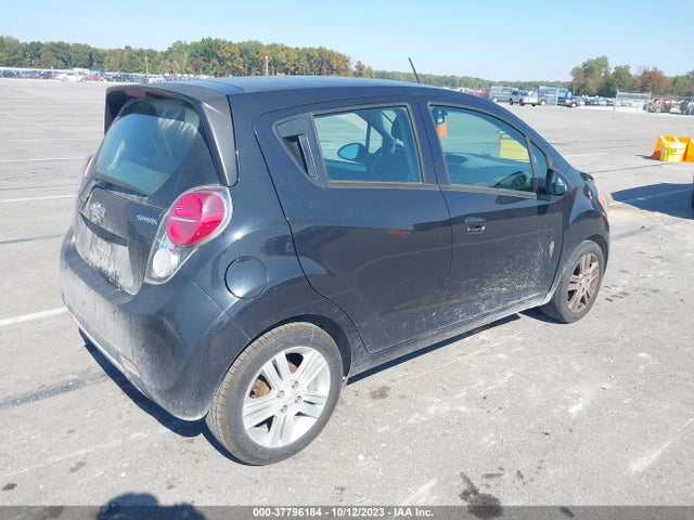 Chevrolet SPARK LS 2014 KL8CA6S98EC531955 Image 4