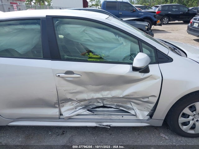 2022 TOYOTA COROLLA LE VIN: JTDEPMAE5NJ229570