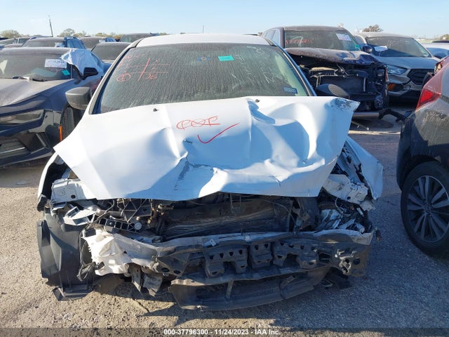 2016 FORD FOCUS S VIN: 1FADP3E25GL293529