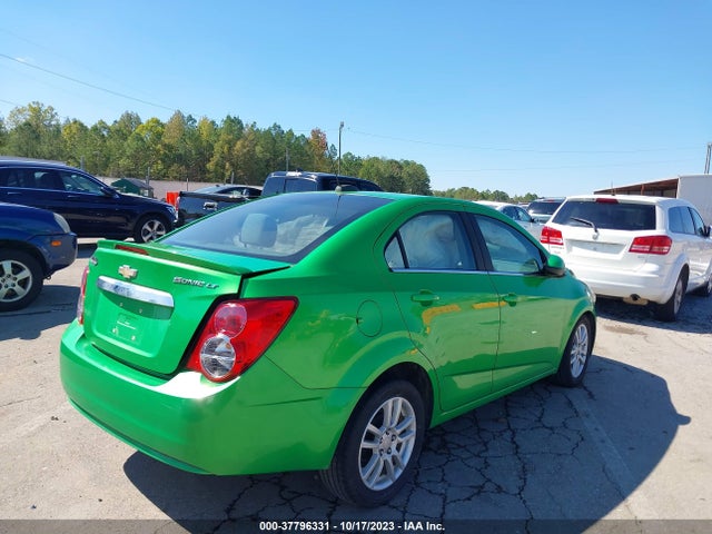 Chevrolet SONIC LT 2016 1G1JC5SHXG4117477 Image 4