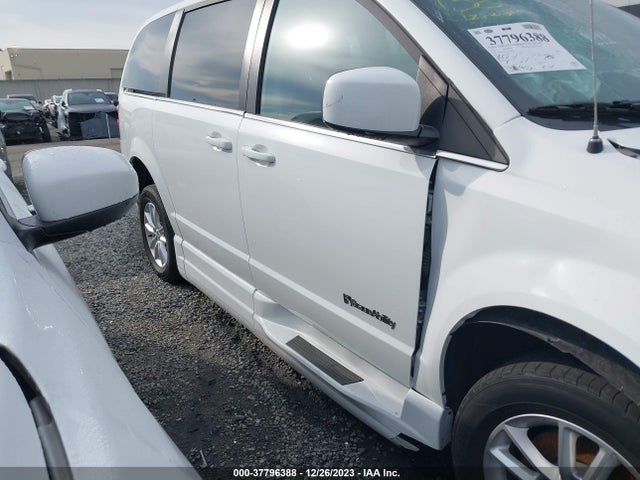 Dodge Grand Caravan Sxt 2018 2C4RDGCG3JR282672 Image 14