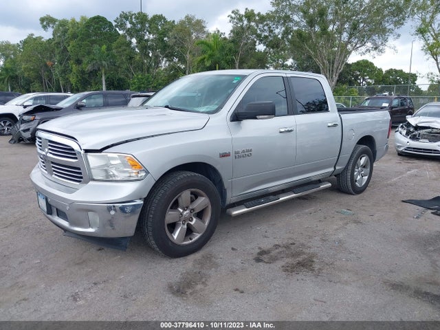 RAM 1500 Big Horn 2015 1C6RR6LT8FS729843 Image 2
