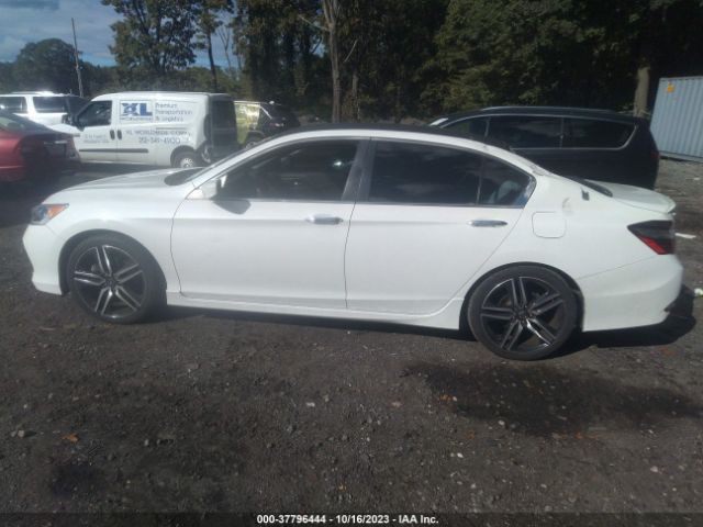 1HGCR2F57HA124033 Honda Accord Sedan Sport