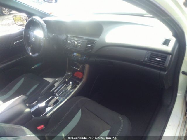 1HGCR2F57HA124033 Honda Accord Sedan Sport