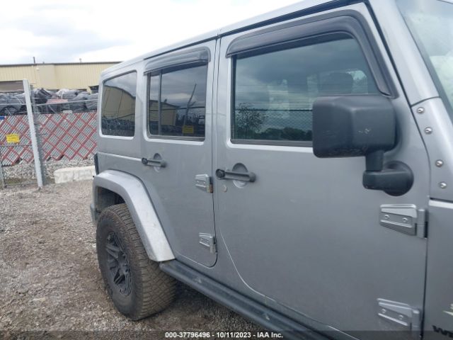 1C4BJWEGXFL742640 Jeep Wrangler Unlimited Sahara