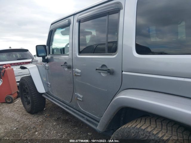 1C4BJWEGXFL742640 Jeep Wrangler Unlimited Sahara