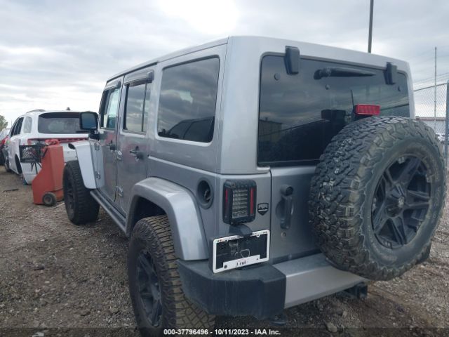 1C4BJWEGXFL742640 Jeep Wrangler Unlimited Sahara