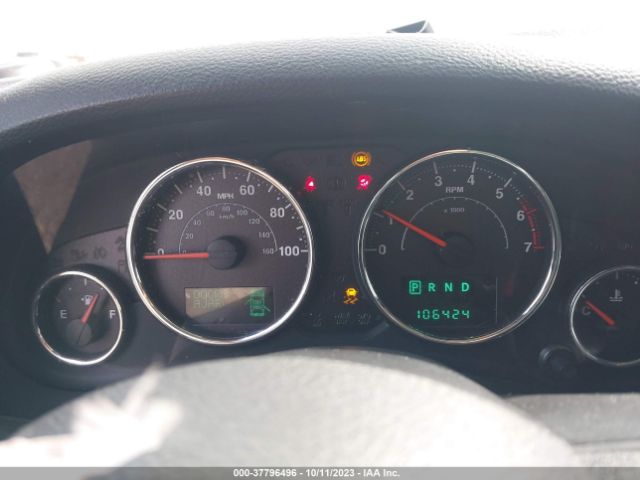 1C4BJWEGXFL742640 Jeep Wrangler Unlimited Sahara