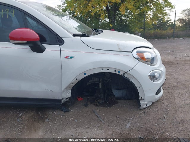 2017 FIAT 500X ZFBCFXABXHP525562 Photo 5