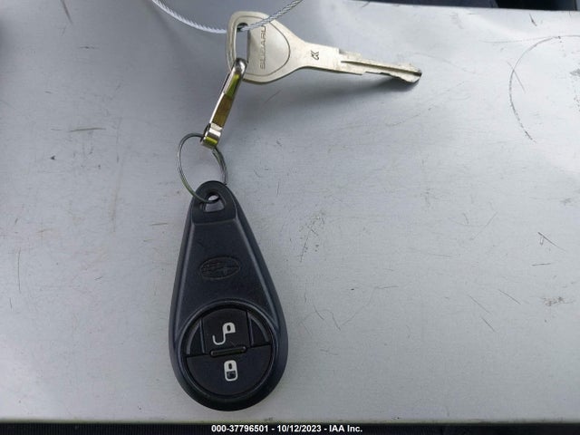 37796501 :رقم المزاد ، JF1GG67686H813027 vin ، 2006 Subaru Impreza 2.5i مزاد بيع
