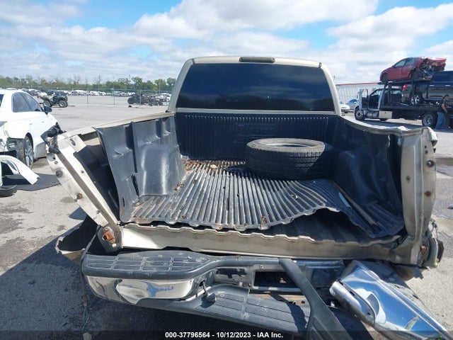 2004 GMC SIERRA 1500 SLE VIN: 2GTEC19V941242703