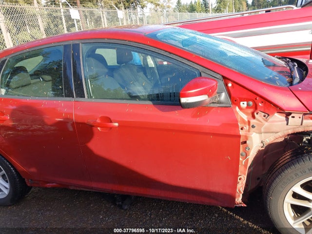 Ford FOCUS SE 2018 1FADP3K25JL304797 Image 13