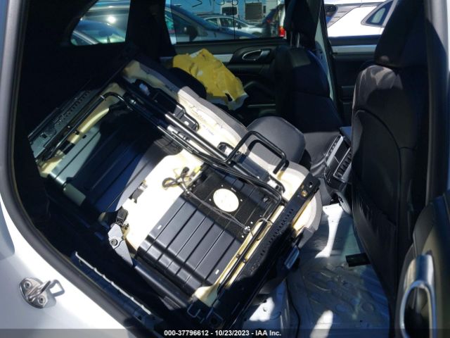 WP1AC2A28FLA80760 Porsche Cayenne