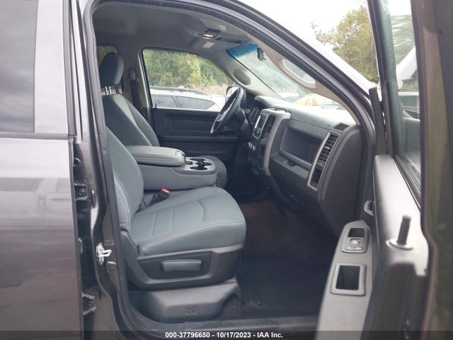 3C6UR5HJ8HG569145 RAM 2500 Tradesman