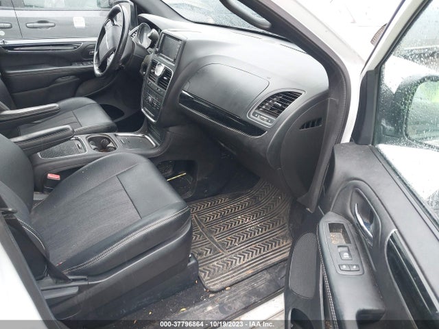 2C4RC1HG7GR269294 Chrysler Town & Country S