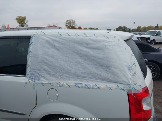 2C4RC1HG7GR269294 Chrysler Town & Country S