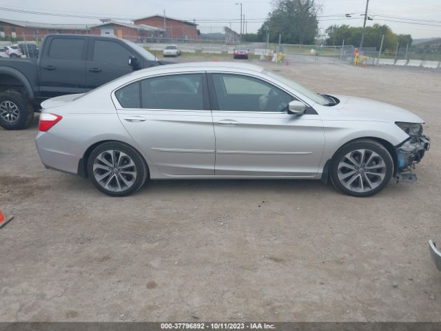 1HGCR2F5XFA089257 Honda Accord Sedan Sport