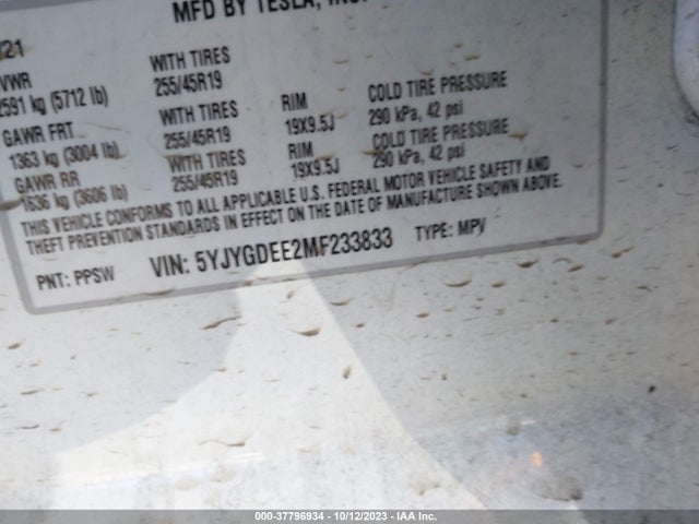 5YJYGDEE2MF233833 Tesla Model Y Long Range