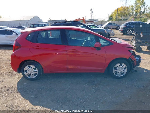 Honda FIT LX 2018 3HGGK5H4XJM730768 Image 14