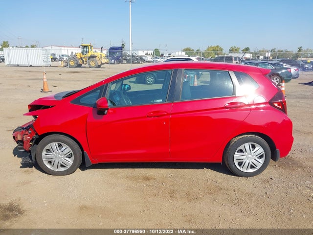 Honda FIT LX 2018 3HGGK5H4XJM730768 Image 15