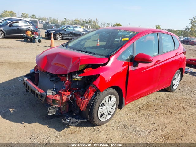 Honda FIT LX 2018 3HGGK5H4XJM730768 Image 2