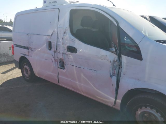 3N6CM0KN4FK735069 Nissan Nv200 S