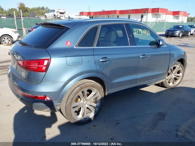 WA1EFCFS5GR025071 Audi Q3 Premium Plus