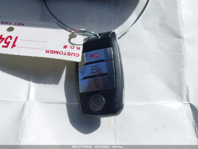 5XYPHDA59JG365958 KIA Sorento Ex V6
