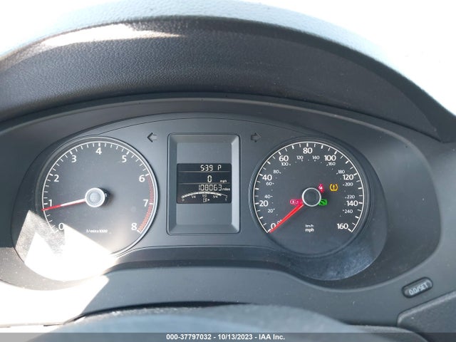 3VW2K7AJ8EM369418 Volkswagen Jetta Sedan S