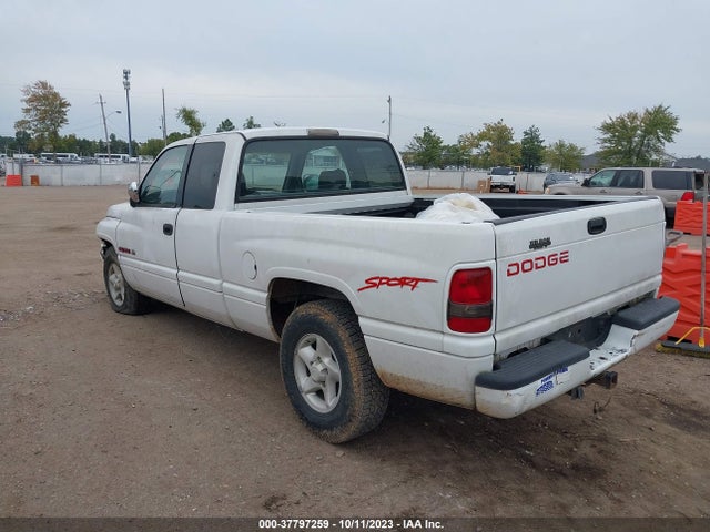 1997 DODGE RAM 1500 VIN: 3B7HC13Y8VG713684
