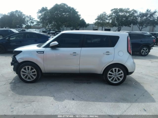 KNDJP3A54J7598257 KIA SOUL +