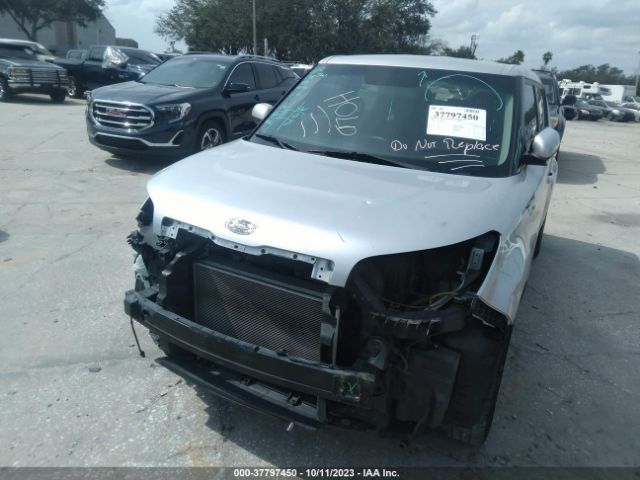 KNDJP3A54J7598257 KIA SOUL +