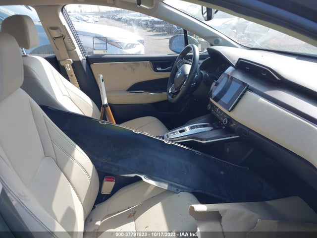 2018 HONDA CLARITY PLUG-IN HYBRID TOURING VIN: JHMZC5F3XJC024026