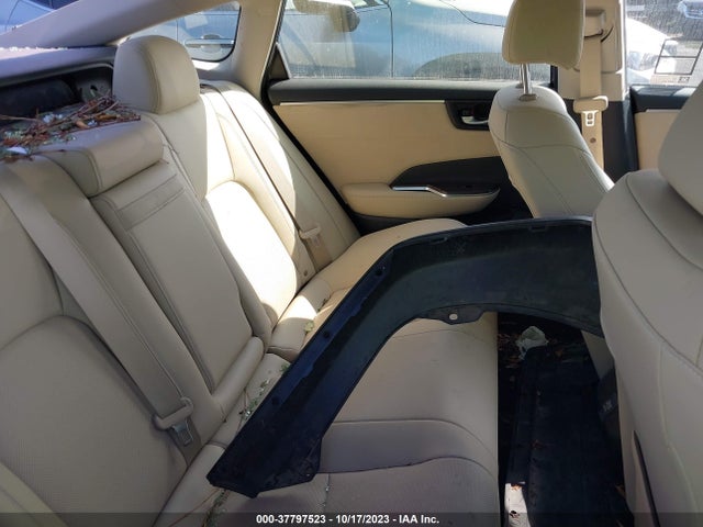 2018 HONDA CLARITY PLUG-IN HYBRID TOURING VIN: JHMZC5F3XJC024026
