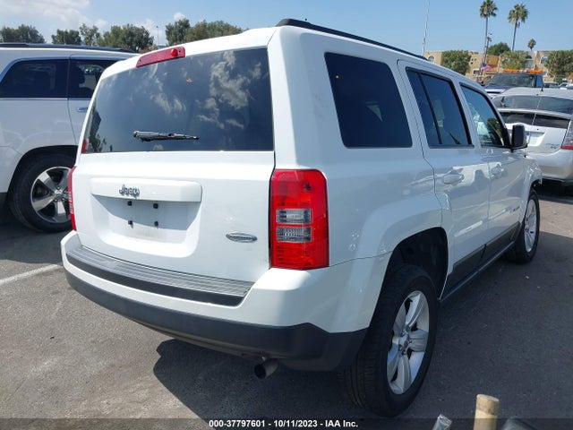 1C4NJPFB2FD186534 Jeep Patriot Latitude