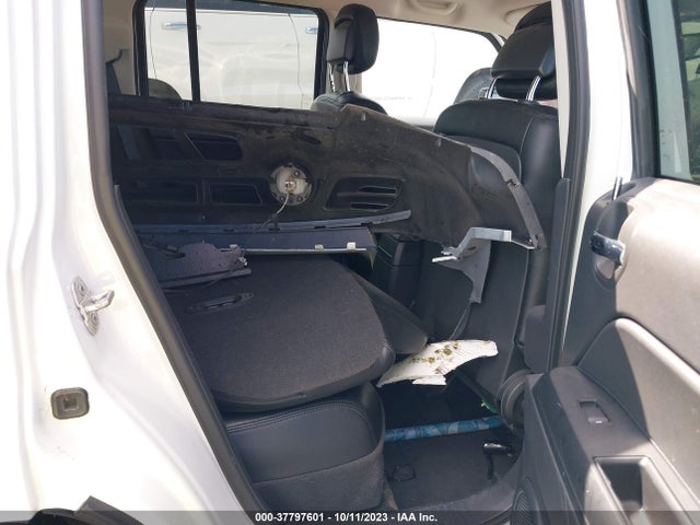 1C4NJPFB2FD186534 Jeep Patriot Latitude