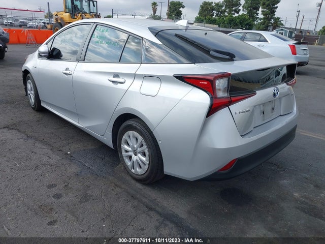 Toyota Prius L 2021 JTDKAMFU4M3151970 Image 3