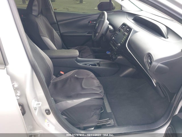 Toyota Prius L 2021 JTDKAMFU4M3151970 Image 5