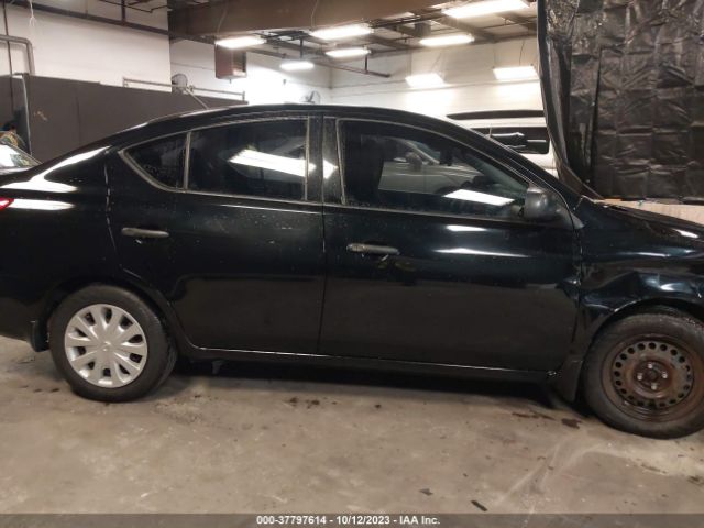 3N1CN7AP1FL924108 Nissan Versa S Plus