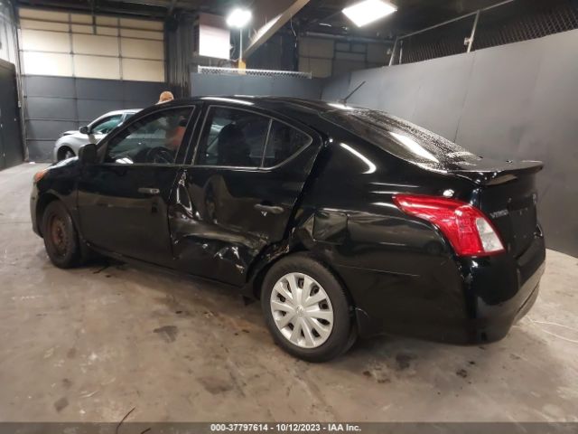 3N1CN7AP1FL924108 Nissan Versa S Plus