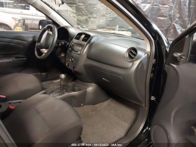3N1CN7AP1FL924108 Nissan Versa S Plus