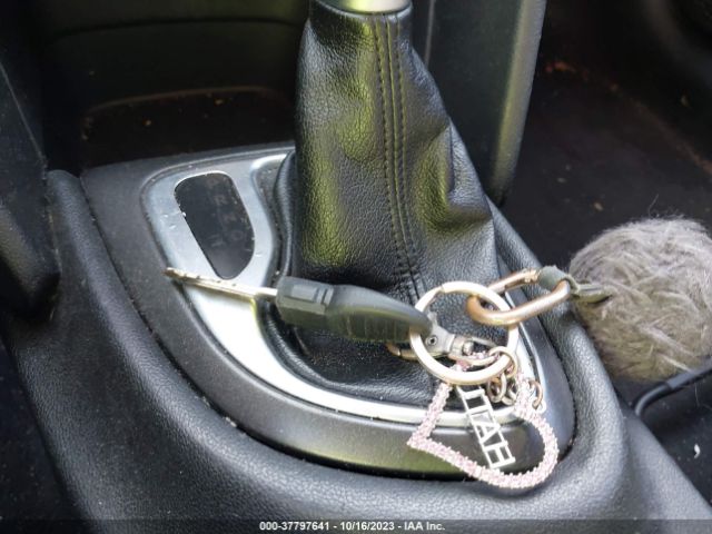 1C3CDFAA2FD311530 Dodge DART SE