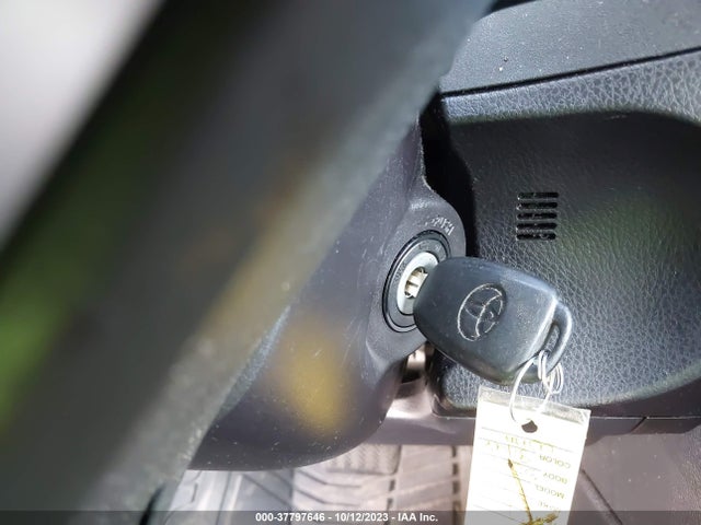 2019 TOYOTA COROLLA L/LE/SE/XLE/XSE VIN: 2T1BURHE5KC195846