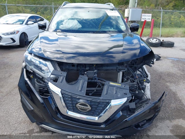 2018 NISSAN ROGUE SV VIN: 5N1AT2MT5JC729764